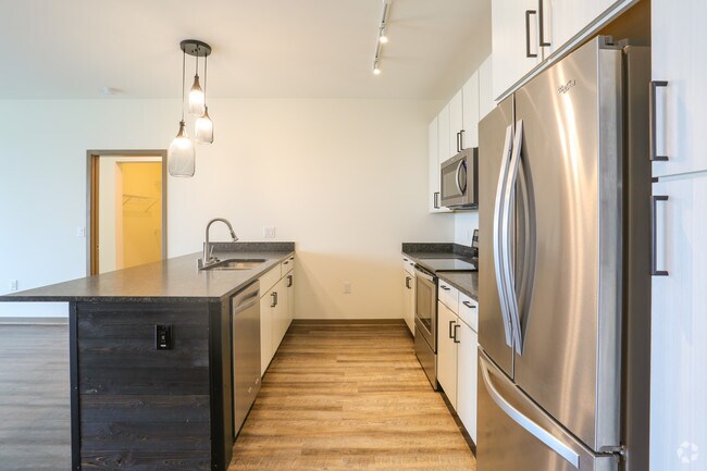 Forge and Flare, Oak Creek, WI 53154 - photo 6