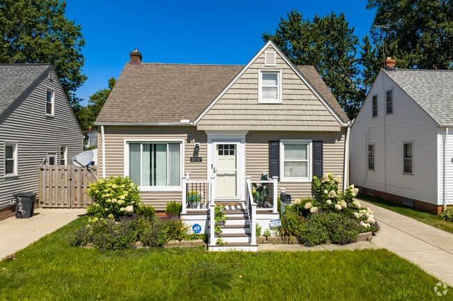 Homes in the Eastlake-Willowick area tend to have a Colonial architectural influence.