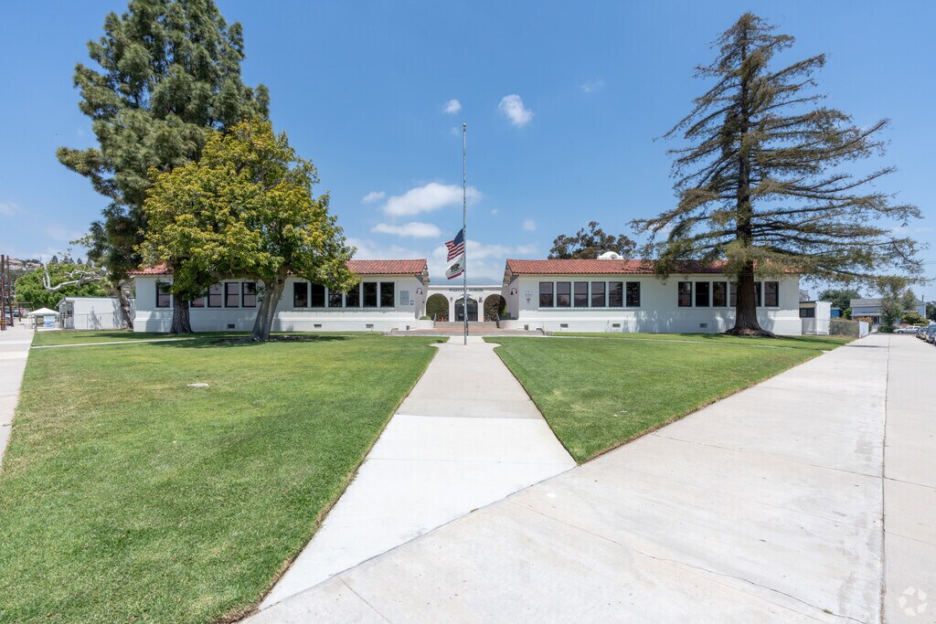 Mckevett Elementary in Santa Paula has a C rating on Niche.