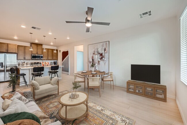 2232 Arikaree Heights unit 37123453, Colorado Springs, CO 80908 - photo 3