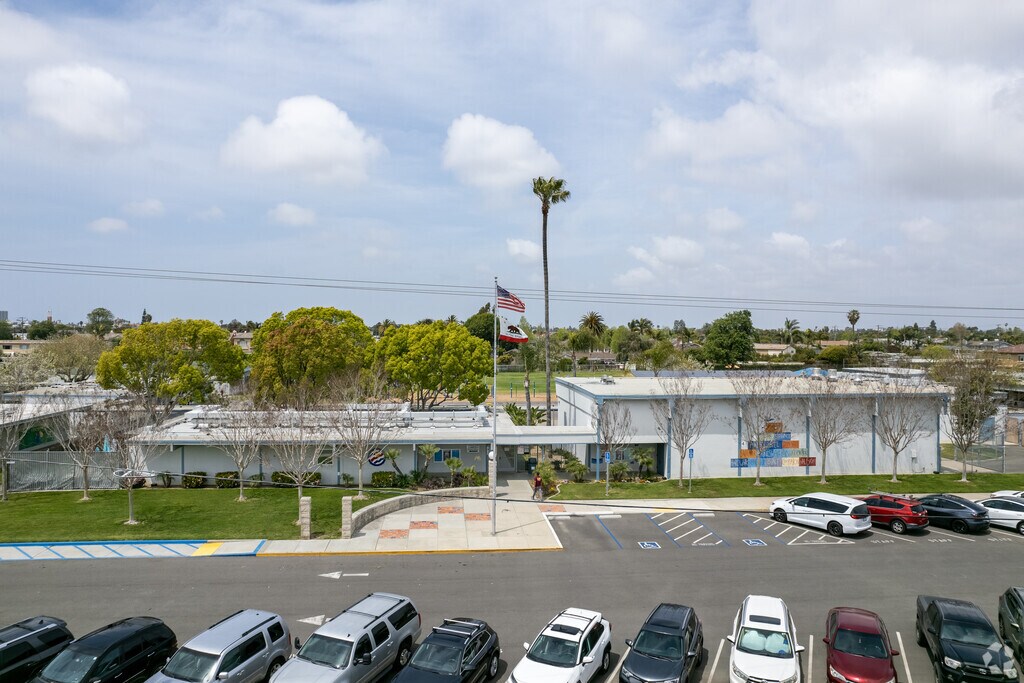 Woodland Elementary School, in Costa Mesa, is Dedicated to Maintaining the Highest Quality Education for All Students.