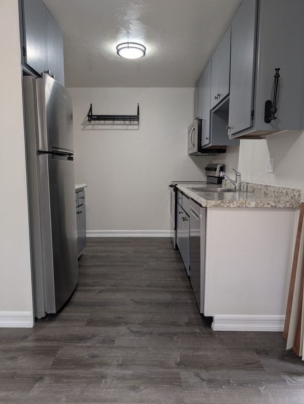 590 El Dorado Ave, Oakland, CA 94611 - photo 5