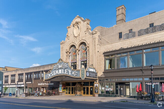 The Stanley Theatre hosts a variety of concerts, shows and Broadway-style performances.