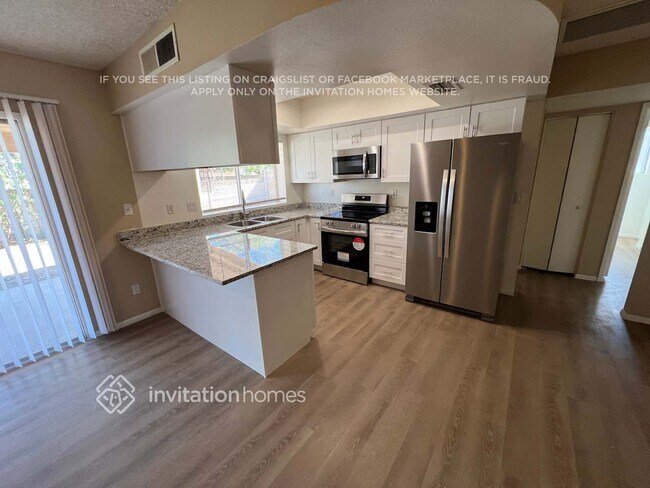 2210 W Utopia Rd, Phoenix, AZ 85027 - photo 3