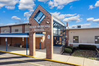 Peter Muschal School