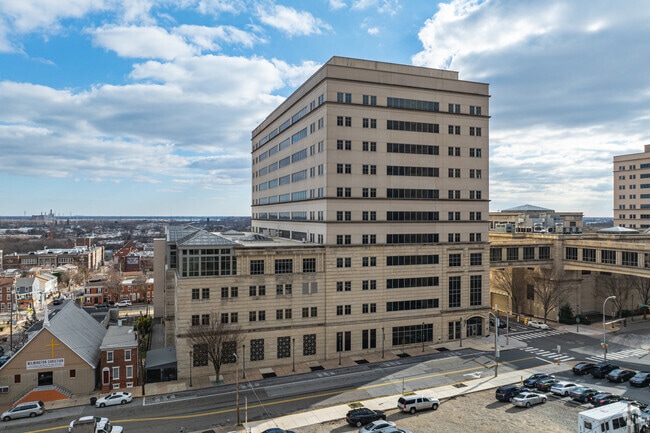 Kuumba Academy Charter School features a 11 to 1 student-teacher ratio.