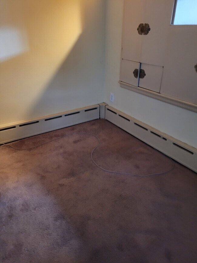 1413 Darby Rd unit Darby Road, Havertown, PA 19083 - photo 3