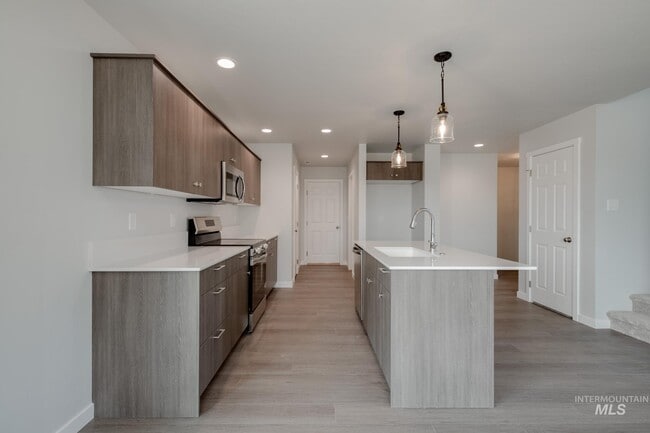 1436 Long Pond St, Middleton, ID 83644 - photo 3