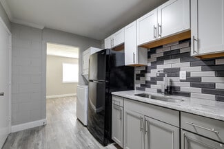 1901 Whitcomb St, Richmond, VA 23223