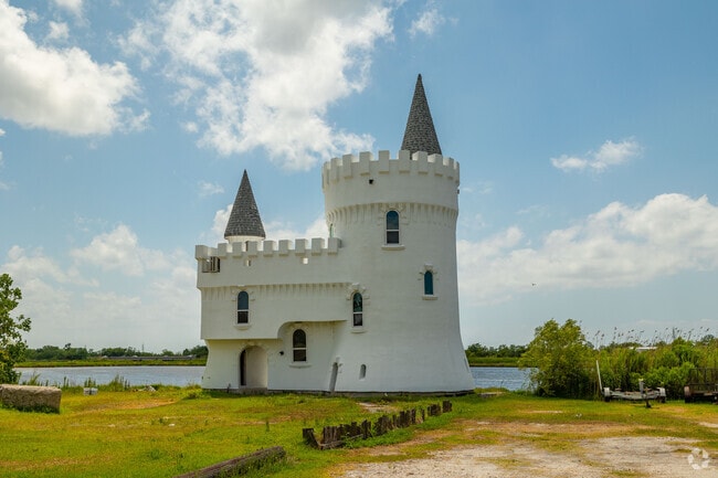Fisherman’s Castle crowns Irish Bayou near Lake Catherine.