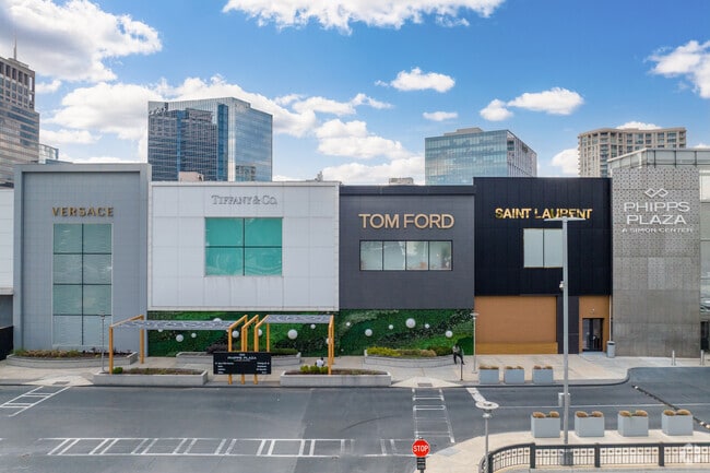 Lenox Park's Phipps Plaza is the #1 spot for luxury shopping and elevated experiences.