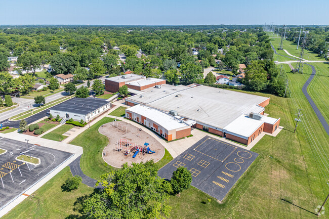 Independence Elementary School offers a well maintained playground.