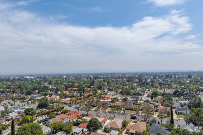 Casa Grande is a large suburban neighborhood on the edge of the 210 freeway.
