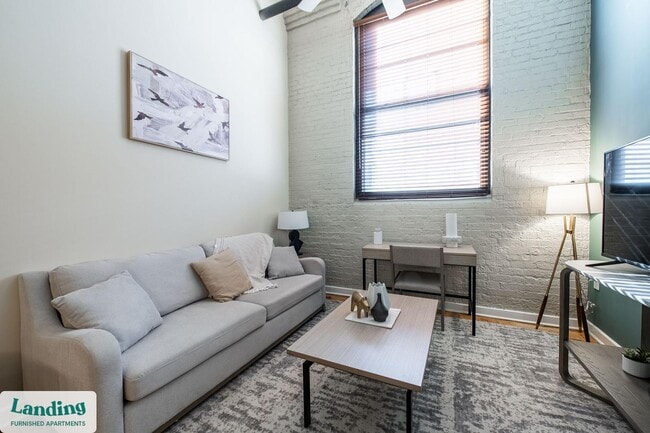 109 Perry St unit 314, Petersburg, VA 23803 - photo 2