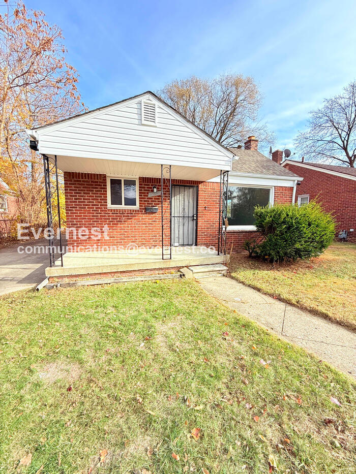 19908 Heyden St, Detroit, MI 48219 - photo 1
