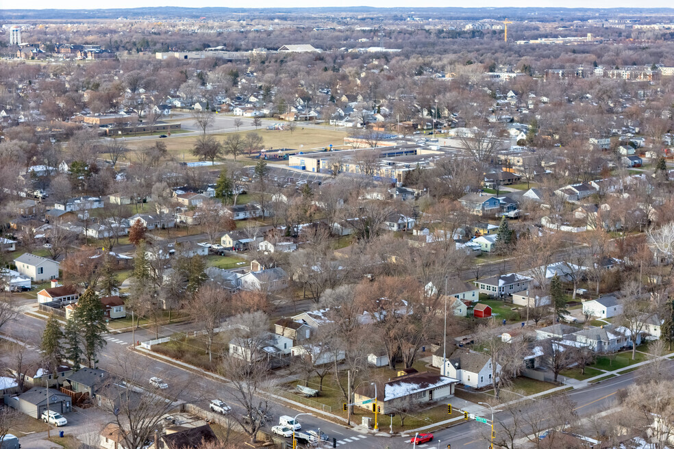 NH_Pantown_559325_P2_R2_V1_MR_121624