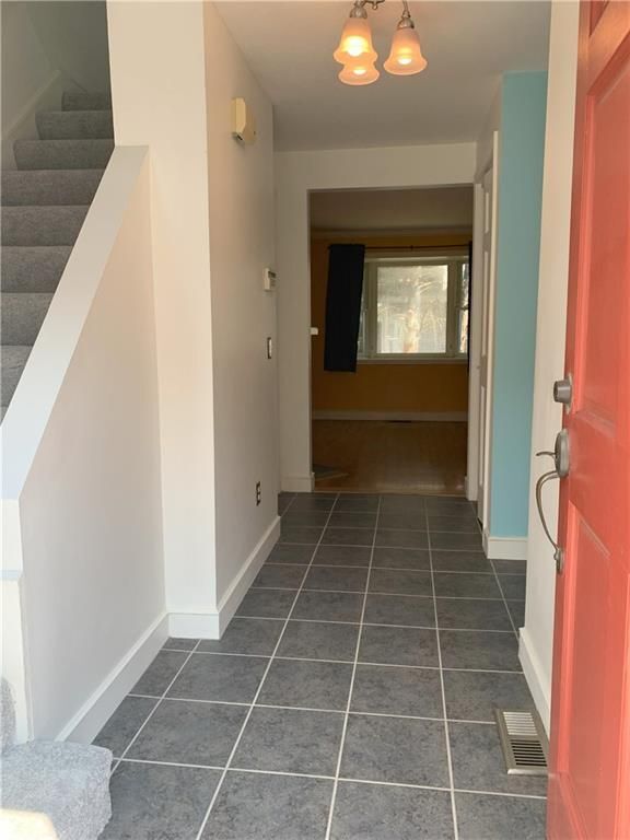 68 Locust St, Providence, RI 02906 - photo 2