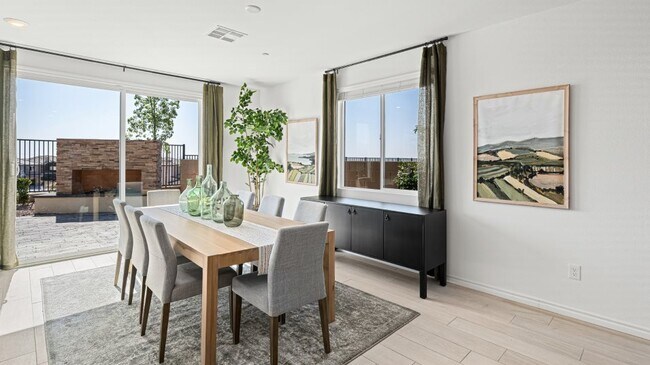 10850 Felix Pointe Ave, Las Vegas, NV 89166 - photo 5