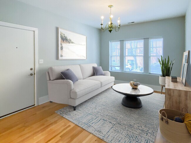 3455 N Wolcott Ave unit 3, Chicago, IL 60657 - photo 2