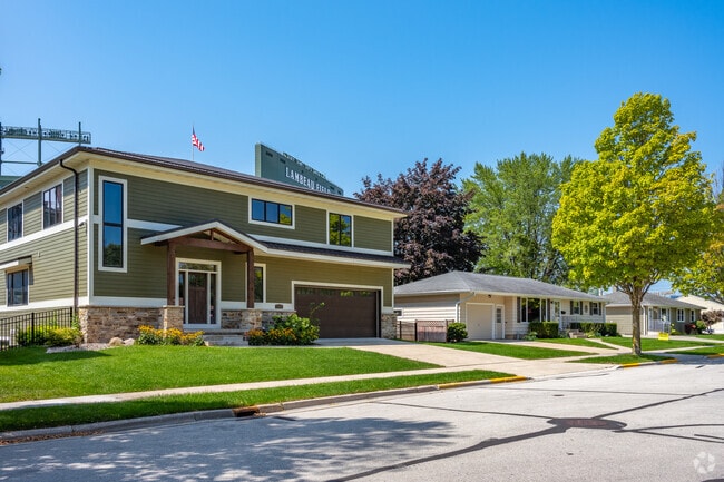 A few larger homes have been built closer to Lambeau Field.