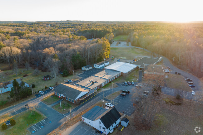 Memorial School provides a well-rounded education and promotes academic excellence.