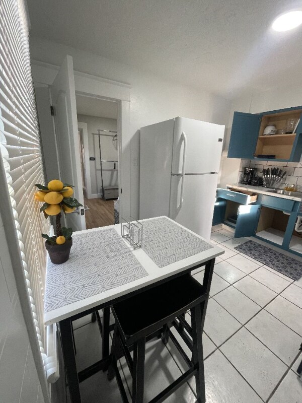 1308 N Gladstone Ave unit 1308, Indianapolis, IN 46201 - photo 3