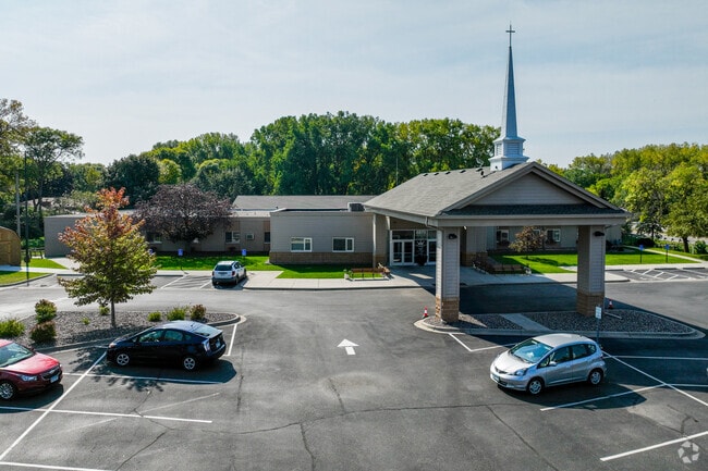 Woodcrest Baptist is located in the heart of Fridley.