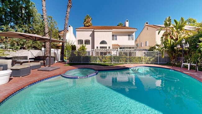 25507 Longfellow Place, Stevenson Ranch, CA 91381 - photo 2