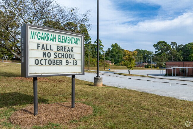 William M. Mcgarrah Elementary School has a 15:1 student to teacher ratio.