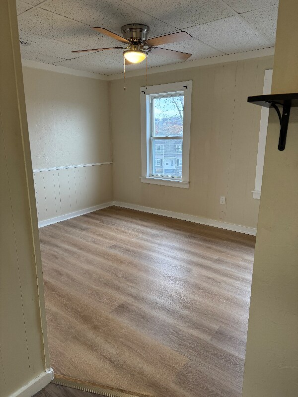 341 Lakeview Ave unit 341 Lakeview Ave, Lowell, MA 01850 - photo 2