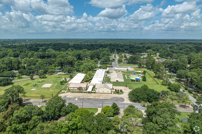 Lexington Elementary School offers a space where all kids can learn and thrive.