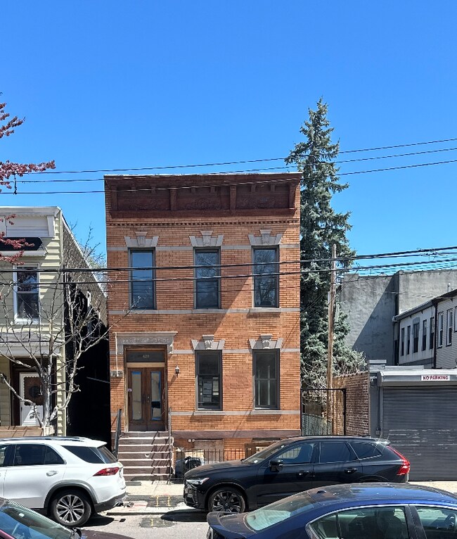 68-33 64th Place Unit 1, Queens, NY 11385