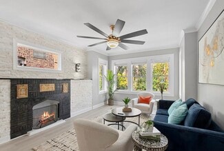 1809 W Armitage Ave, Chicago, IL 60622