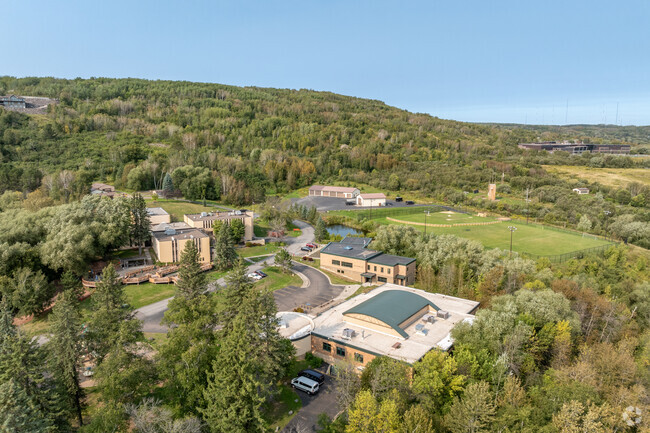 Merritt Creek Academy is a public alternative school.