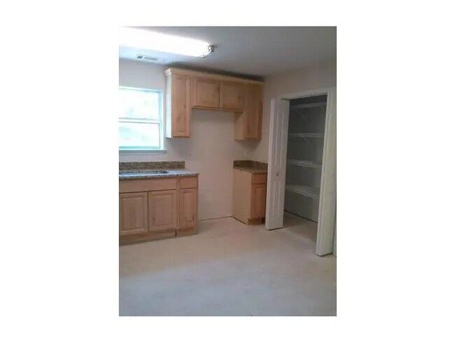 4780 Butner Rd, Atlanta, GA 30349 - photo 5