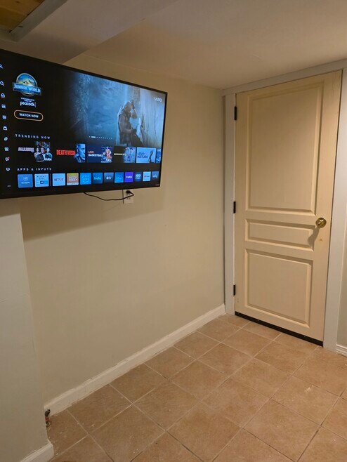 1770 Park Ave unit 1, Bridgeport, CT 06604 - photo 1