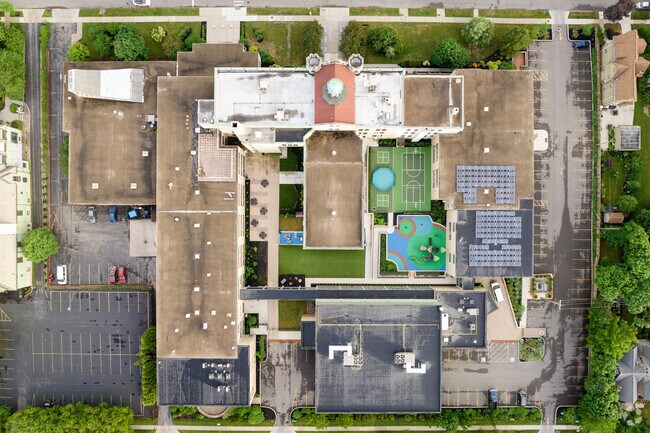 Nardin Academy is located on 135 Cleveland Avenue in Buffalo, NY.