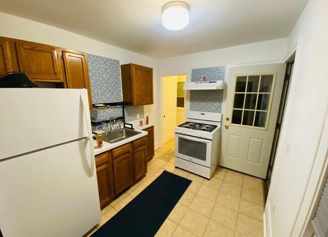 1164 Cook Ave E, Saint Paul, MN 55106 - photo 2