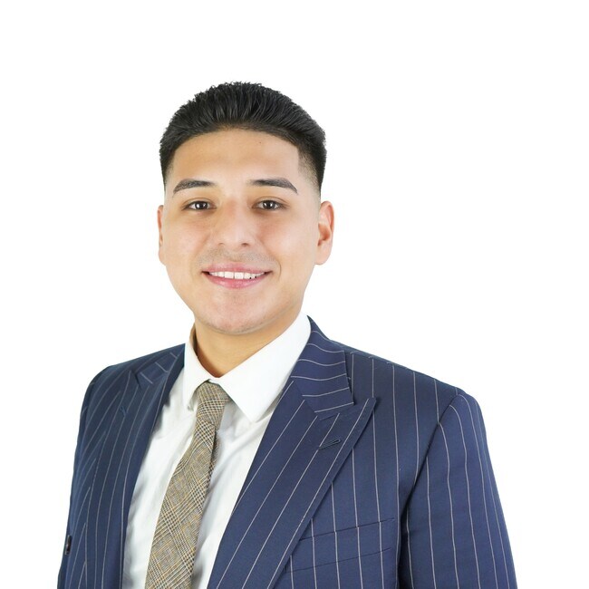 Agent Photo