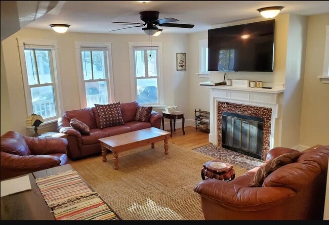 41 S Dover Ave unit Lower Unit, Atlantic City, NJ 08401 - photo 3