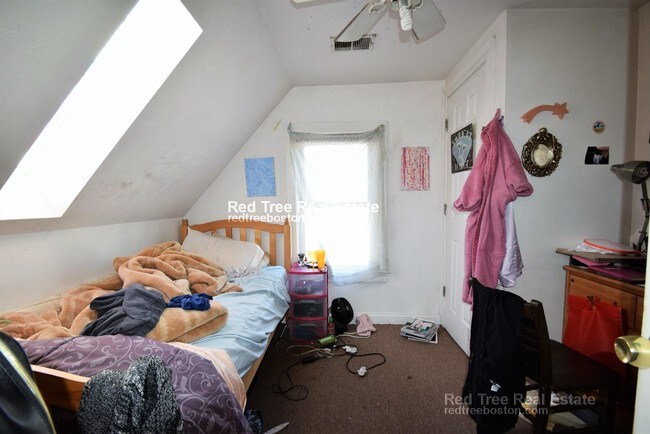 17 Pratt St unit 2, Allston, MA 02134 - photo 5