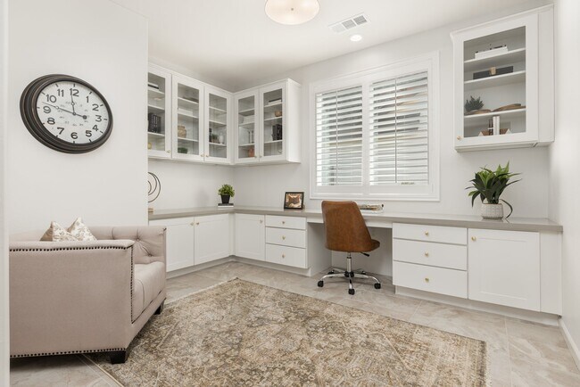 2263 W Santa Maria Ct, Porterville, CA 93257 - photo 5