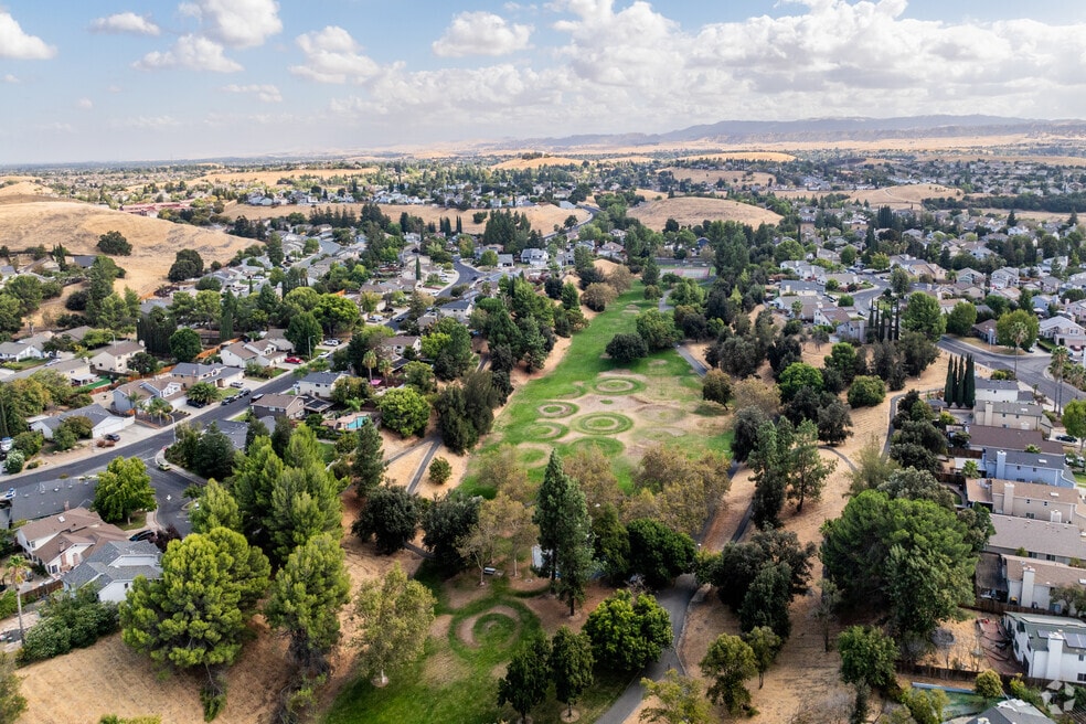 NH_Country_Hills_539090_P2_100124