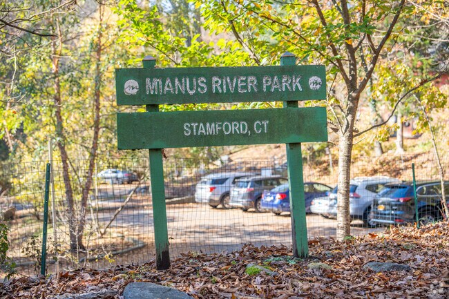 Mianus River State Park in Mid-Country East has many convenient access points to enter.