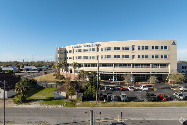 Ascension Sacred Heart Bay Hospital in Panama City, delivers specialty care and 24/7 emergency care.