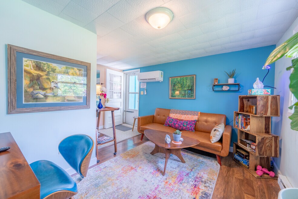 1101 S Rogers St unit 3, Bloomington, IN 47403 - photo 1