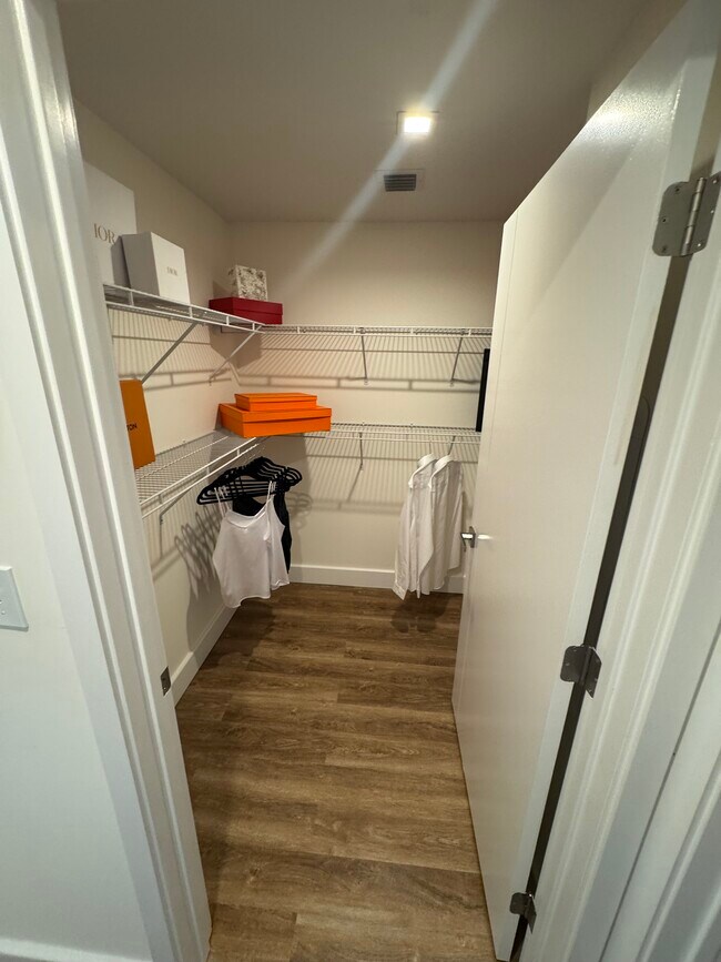 516 NE 3rd St unit A2, Dania, FL 33004 - photo 6