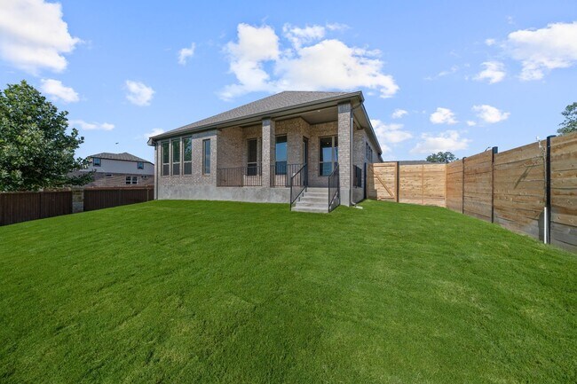 300 Ridgewell Loop, Georgetown, TX 78633 - photo 6