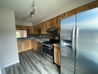 1818 Morecott Dr Unit B, Sissonville, WV 25320