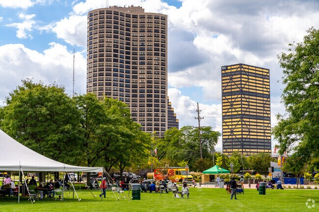The City of Southfield hosts events all year long, giving residents plenty to do.